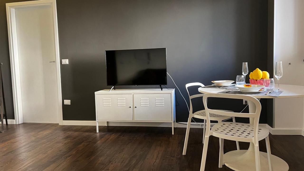 Domi Apartments Wellness פומפיי מראה חיצוני תמונה