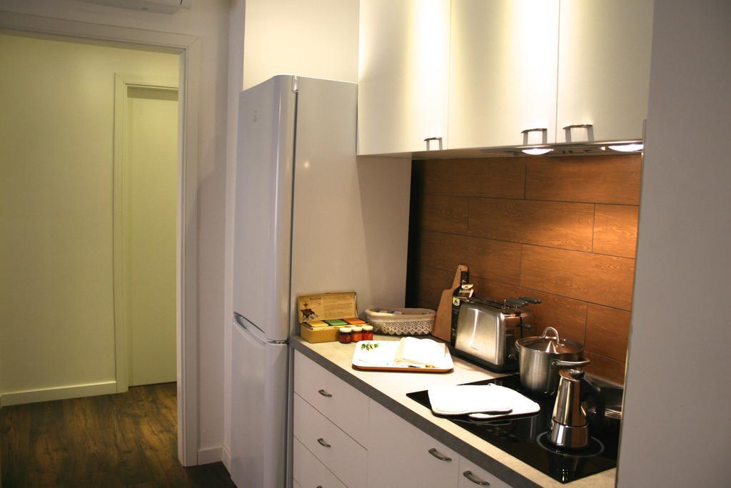 Domi Apartments Wellness פומפיי חדר תמונה