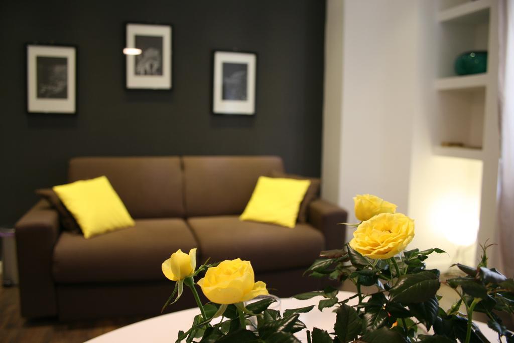 Domi Apartments Wellness פומפיי חדר תמונה