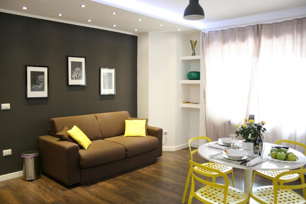 Domi Apartments Wellness פומפיי חדר תמונה